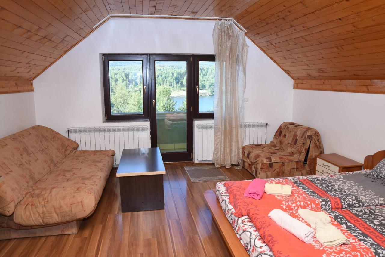 Bed and Breakfast Mm Narcis Vlasina Rid Exteriér fotografie