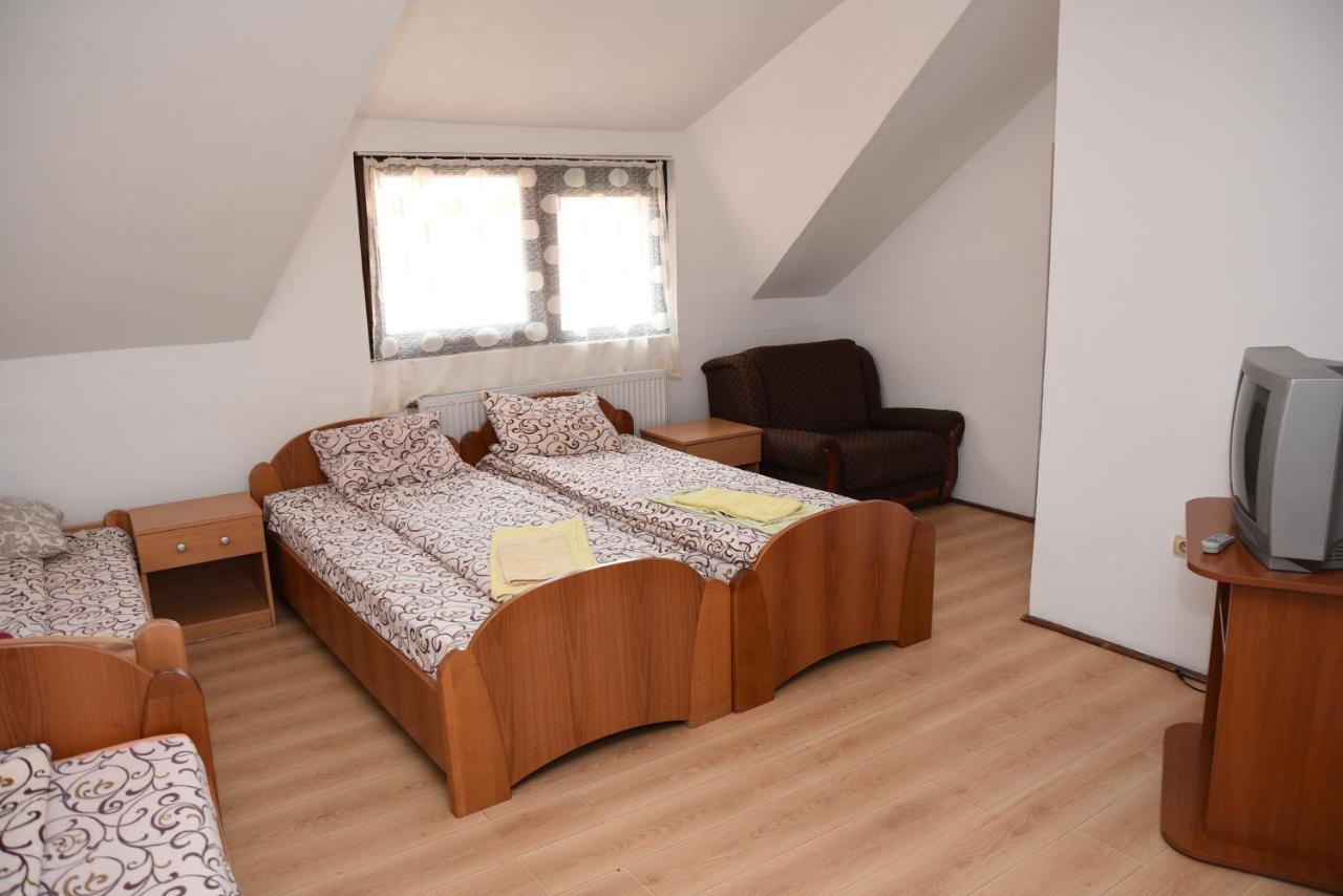 Bed and Breakfast Mm Narcis Vlasina Rid Exteriér fotografie